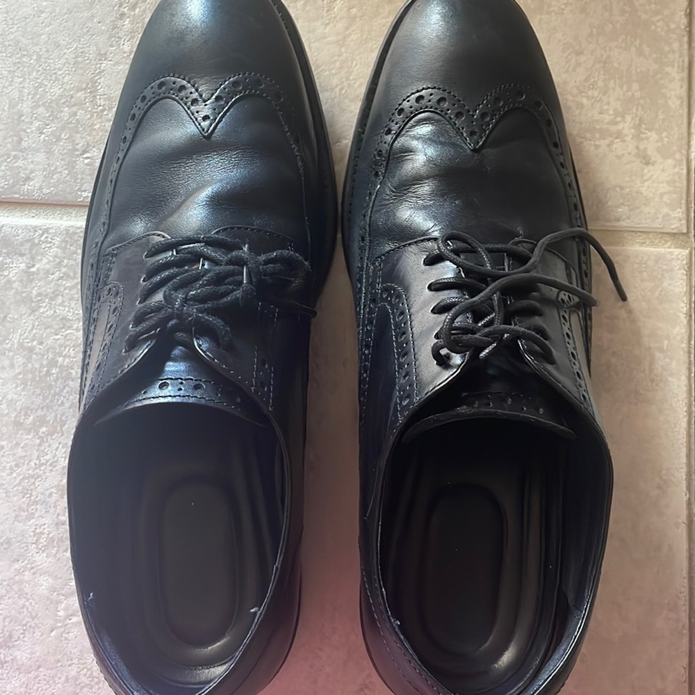 Mens size 10 cole Haan shoes